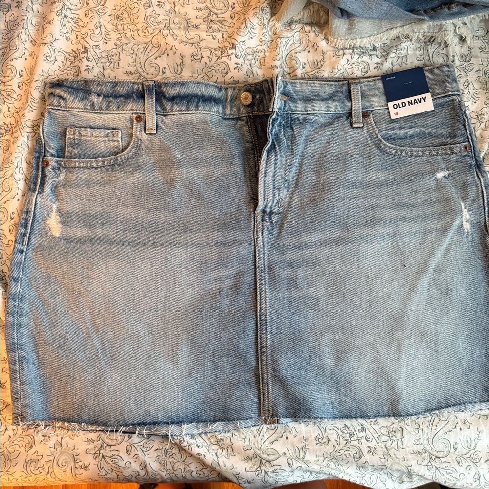 Old Navy Women's Jean skirt 18 NWT
